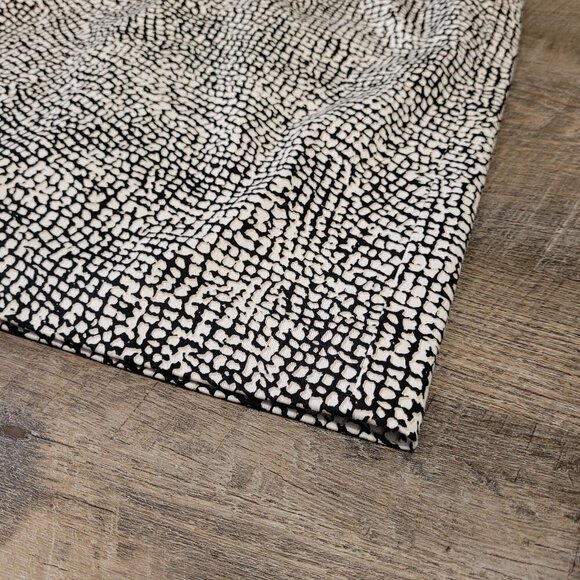 BANANA REPUBLIC | Pencil Skirt Patterned | Sz. 0 - Picture 2 of 8